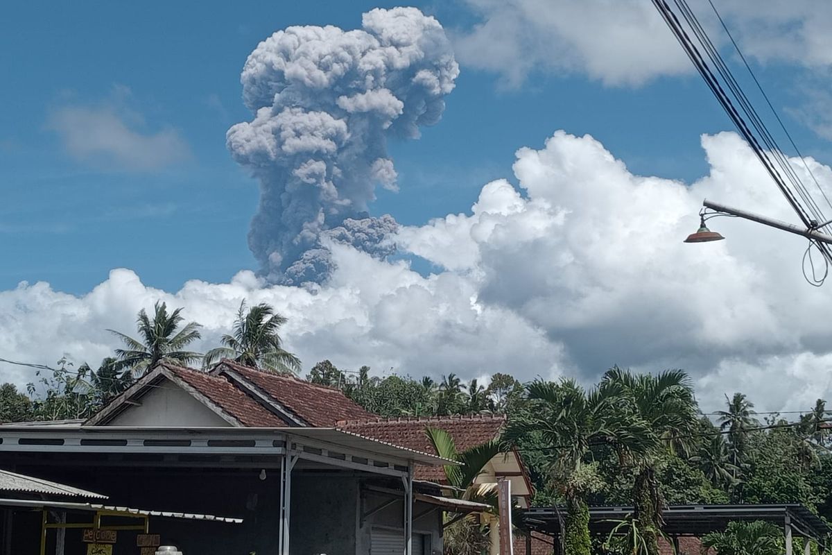 BPBD Banyuwangi Kembali Koordinasikan Mitigasi Usai Gunung Raung Erupsi